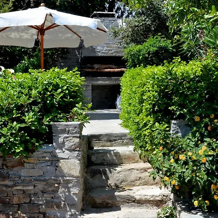 Nyaraló Exquisite Estate, Serene Environment *