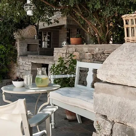 Exquisite Estate, Serene Environment * Lefkes (Paros)