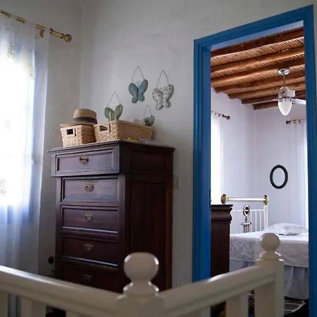 Exquisite Estate, Serene Environment Prázdninový dům Lefkes (Paros)